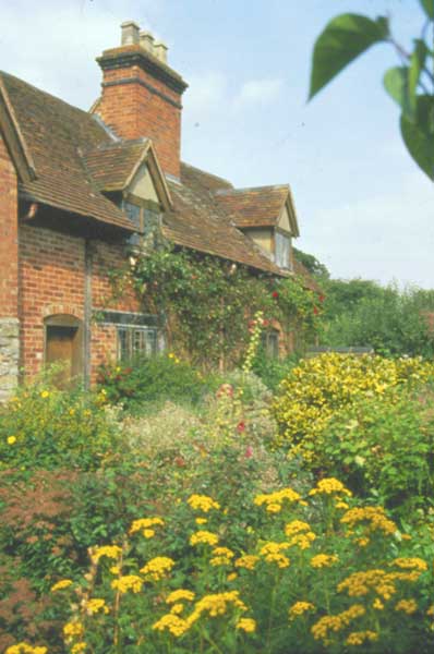 Mary Arden's House, formerly Glebe Farm.